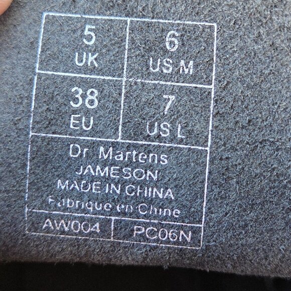 Sz 7 (UK 5) Dr. Martens Black "Jameson" Leather Zipper Boots LIKE NEW - Picture 5 of 10